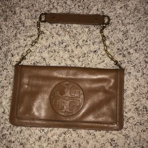 Brown Tory Burch purse 👜